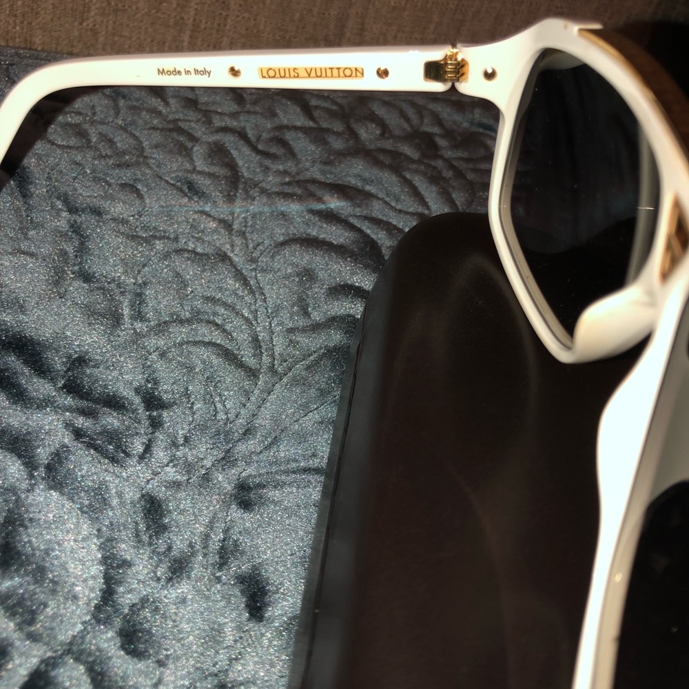 LV sunglasses - Picture 6 of 6
